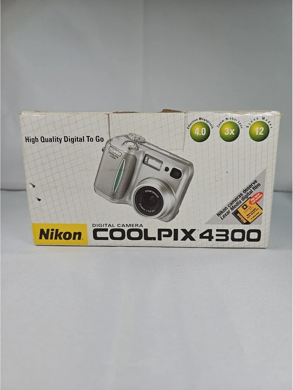 New Nikon COOLPIX 4200 4.0MP Digital Camera Silver Box Manual & Battery Charger